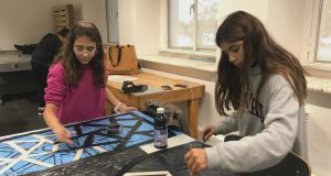 Alunos realizam decoração para o Dia de São Martinho
